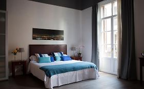 Colom Apartments